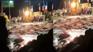 लाहौल-स्पीति के जिस्पा में देर रात नाले में अचानक आई बाढ़ से भारी मात्रा में मलबा सड़क पर आ गया, जिसके कारण मनाली-लेह राष्ट्रीय राजमार्ग और मनाली-ज़ांस्कर मार्ग पर यातायात पूरी तरह ठप हो गया।