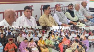 भाजपा प्रदेश अध्यक्ष डॉ. राजीव बिंदल ने गत सांय जिला भाजपा कार्यालय दीपकमल, नाहन में नाहन विधानसभा क्षेत्र के तीनों भाजपा मंडलों की संयुक्त संगठनात्मक बैठक में बतौर मुख्य अतिथि भाग लिया।