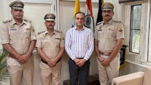 पुलिस जिला बद्दी में तैनात 3 सहायक उप-निरीक्षकों को पुलिस मुख्यालय के आदेश पर उप-निरीक्षक पद पर पदोन्नत किया गया है।