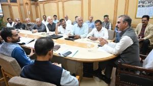 मुख्यमंत्री ने विभाग को निर्देश दिए कि वेतन स्थगन संबंधी अधिसूचना केवल उन पर लागू रहेगी और अन्यों के लिए इस अधिसूचना को वापिस लिया जाएगा। स्थगित वेतन का बकाया अगले महीने पूर्ण वेतन के साथ जारी किया जाएगा।