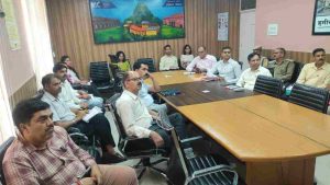 राज्य आपदा प्रबंधन प्राधिकरण (SDMA) द्वारा राष्ट्रीय आपदा प्रबंधन प्राधिकरण (NDMA) के तकनीकी सहयोग से आयोजित की जा रही इस मेगा मॉक एक्सरसाइज की तैयारियों के लिए मंगलवार को एक कार्यशाला आयोजित की गई।
